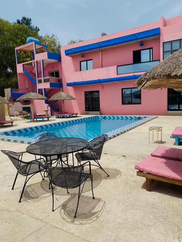 Hotel Toolbi Niaga Экстерьер фото